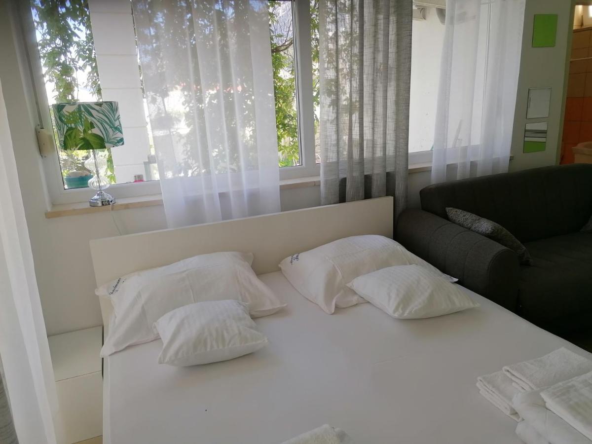 Studio Apartman Villa Juras 巴斯卡 外观 照片