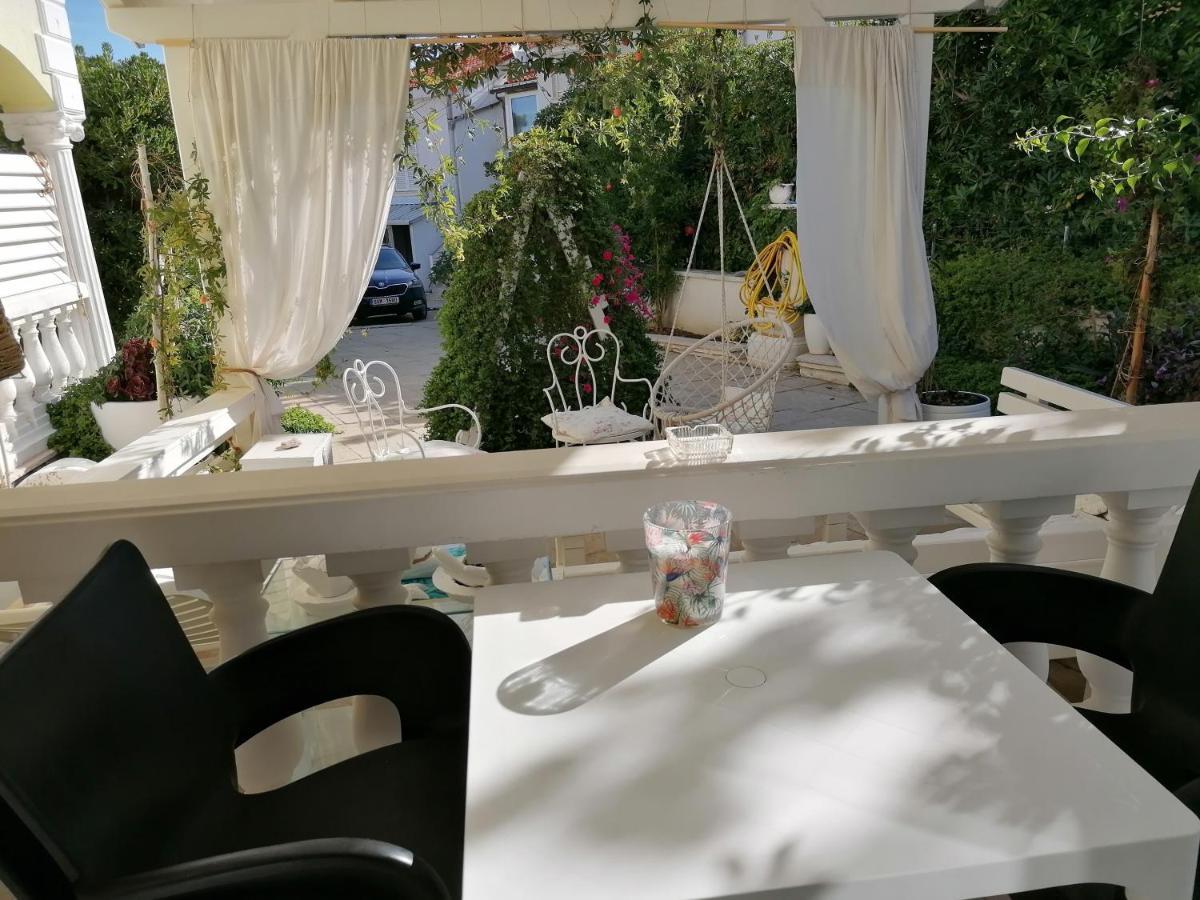 Studio Apartman Villa Juras 巴斯卡 外观 照片